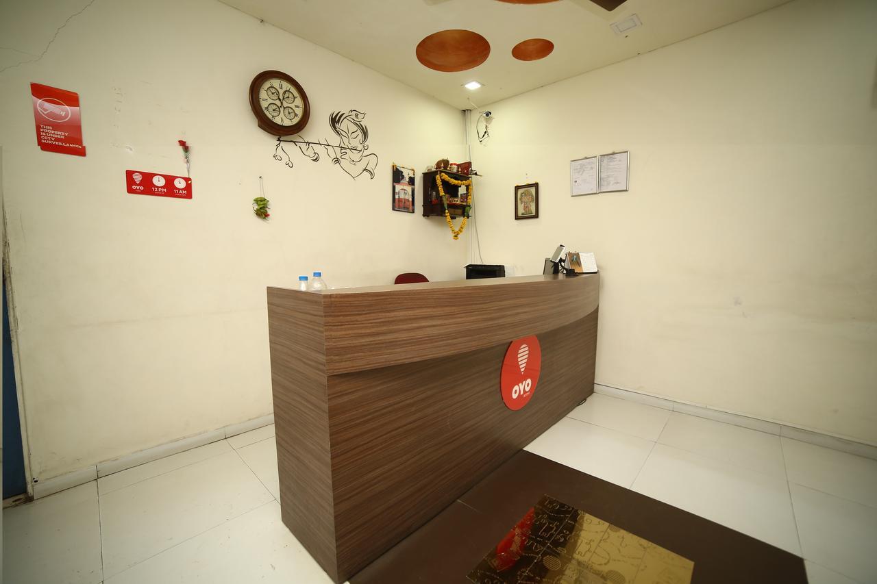 Hotel Velvet Rajkot Exterior photo
